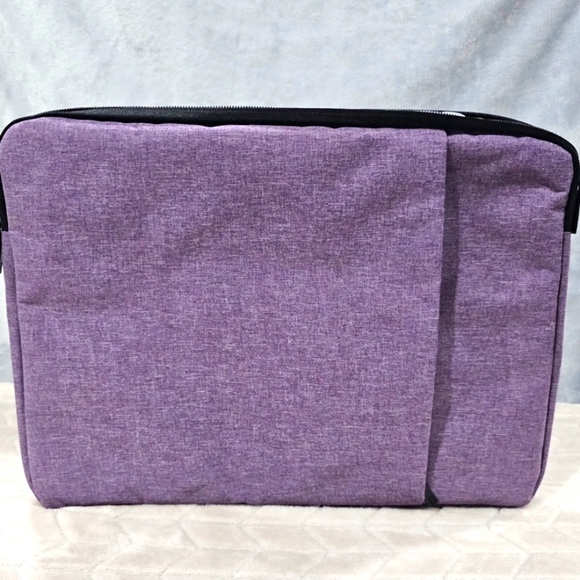 15-Inch Laptop Sleeve Case for 2024 2023 MacBook Air 15 inch Purple NWOT - Picture 1 of 8